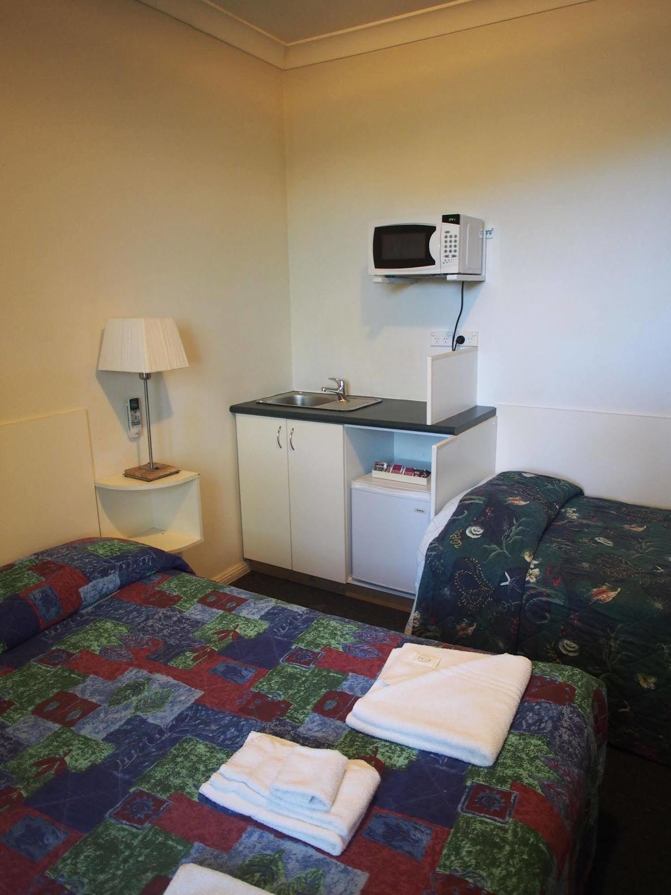Linwood Lodge Motel ซิดนีย์ ภายนอก รูปภาพ