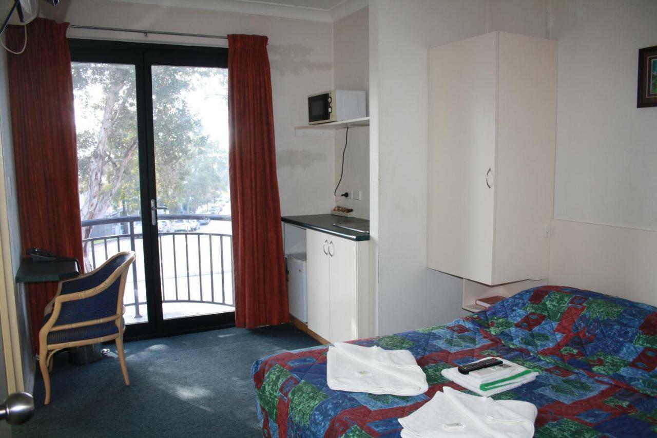 Linwood Lodge Motel ซิดนีย์ ภายนอก รูปภาพ