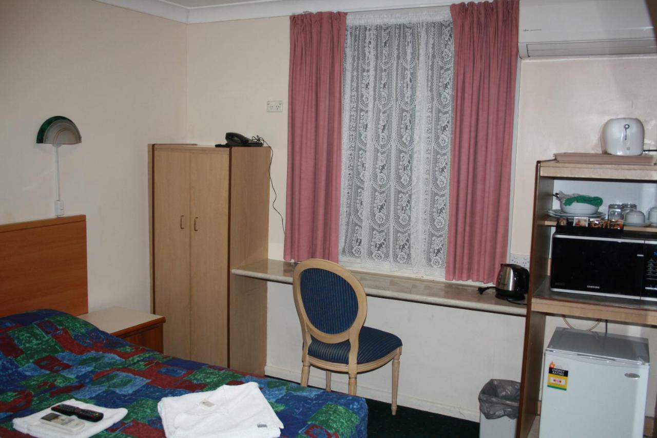 Linwood Lodge Motel ซิดนีย์ ภายนอก รูปภาพ